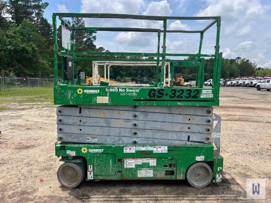 2016 GENIE GS-3232 SCISSOR LIFT, SN: GS3216P-143038