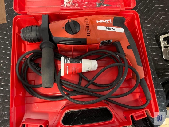 2016 HILTI TE2-02 CORDED ROTARY HAMMER DRILL, SN-1333477