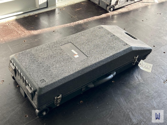 2022 BON TOOL CARPET STRETCHER IN CARRY CASE
