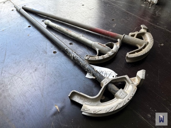 LOT OF 3 VARIOUS SIZED CONDUIT PIPE BENDERS