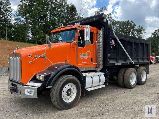 2014 KENWORTH T800 TANDEM AXLE DUMP TRUCK, VIN #1NKDL40X2EJ404947