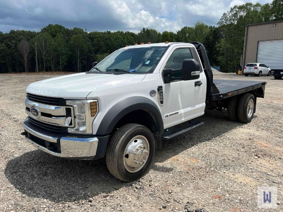 2019 FORD F-550XLT SUPER DUTY FLAT BED TRUCK, VIN # 1FDUF5GT1KED59842