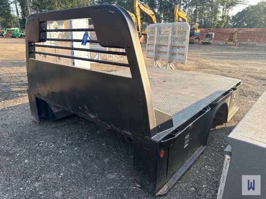 SINGLE AXLE 88x112 DIAMOND PLATED FLATBED TRUCK BODY W/ GOOSENECK HOOKUP