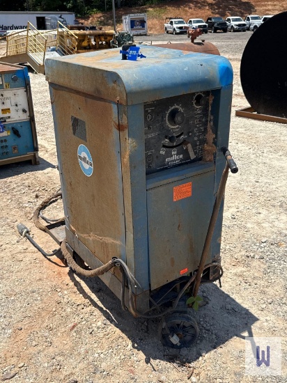 MILLER 330A/BP ARC WELDER ON CART/DOLLY, SN-JD728185