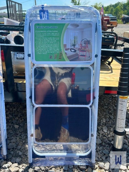 Lot Of (1) Family-Use Foldable Step Ladder