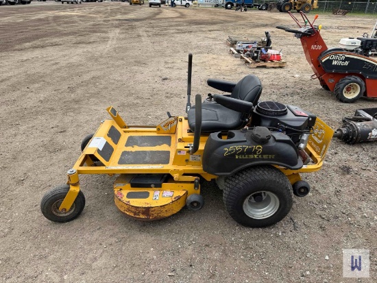 Hustler 930206 Zero Turn Mower, Sn-11040866