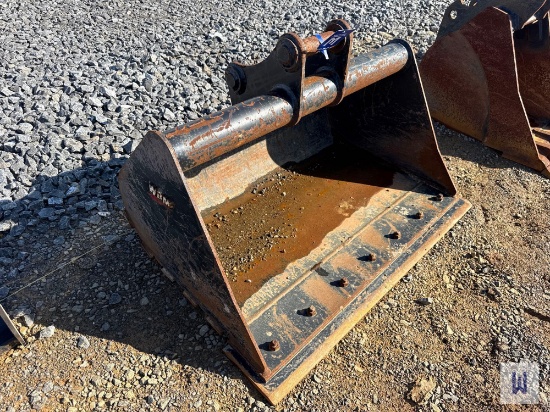 Wbm 42 Mini Excavator Clean Out Bucket, Sn:1w74897-6
