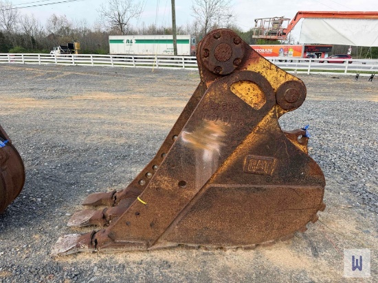 Caterpillar 28 Excavator Digging Bucket