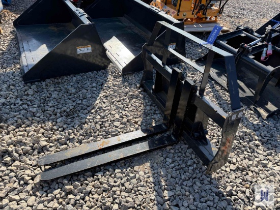 2026 Landhonor Mpf-11-2000g Mini Skid Steer Pallet Forks, Sn:Hl-00171