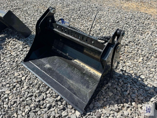 2025 Future Xkh39 Skid Steer 4 In 1 Bucket, Sn-F-Xkhd2511282
