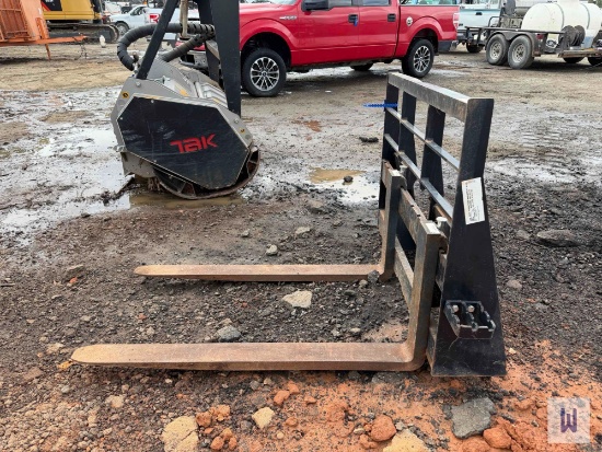 Arrow 24 Skid Steer Pallet Forks, Sn-89477