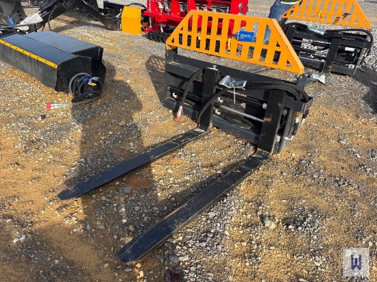 2025 Wolverine Pfa-11-3300g Hydraulic Side Shift Skid Steer Pallet Forks, Sn:Zw-02662