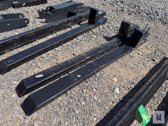 Pair Of 2025 Wolverine Tf2-66-4000g Clip On Pallet Forks