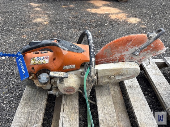 LOT OF (1) STIHL TS420 CORDLESS GAS POWERED 14 CONCRETE SAW