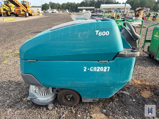 2019 TENNANT T600E WALK BEHIND FLOOR SCRUBBER, SN:T600E-10946997