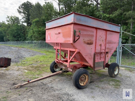 E-Z TRAIL 1072-W GRAVITY WAGON