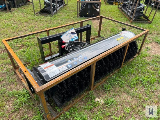 2026 MOWER KING SSAB72 SKID STEER ANGLE BROOM, SN-SSAB7226042802E