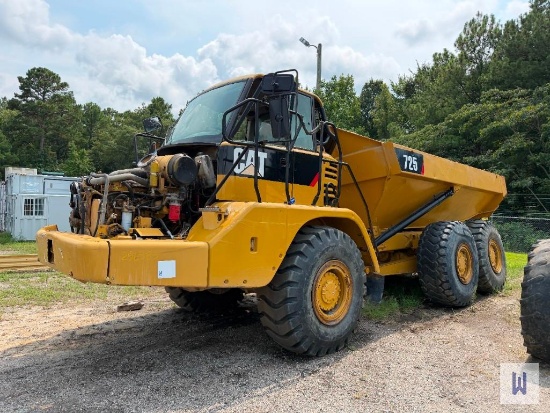 2005 CATERPILLAR 725 OFF ROAD DUMP TRUCK, SN-CAT00725JB1L00282
