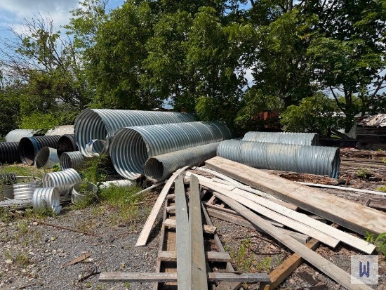 LOT OF VARIOUS SIZED GALVANIZED STEEL CORRUGATED DRAINAGE PIPES