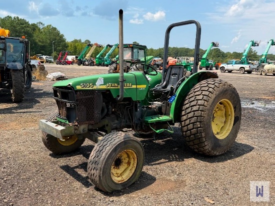 JOHN DEERE 5105 COMPACT UTILITY TRACTOR, SN-LV5105C311382
