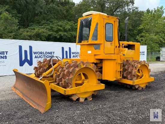 CATERPILLAR 815 SOIL COMPACTOR, SN-91P939