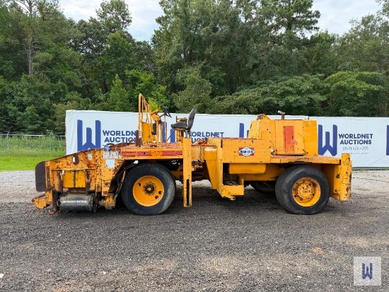 BLAW-KNOX RW-100A SELF-PROPELLED ROAD WIDENER, SN:10017-10