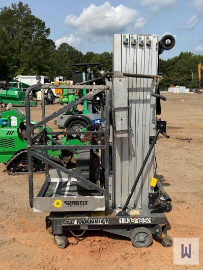 2018 JLG 25AM VERTICAL MAST LIFT, SN-0900037959