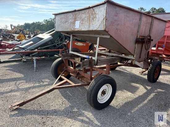 PULL TYPE GRAVITY WAGON
