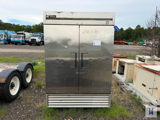 TRUE T-49F REACH IN FREEZER, SN:1-2485343