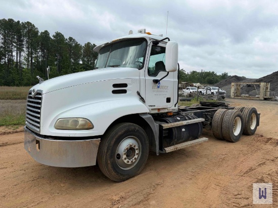 2007 MACK CXN613 DAY CAB ROAD TRACTOR, VIN # 1M1AK06Y17N022372