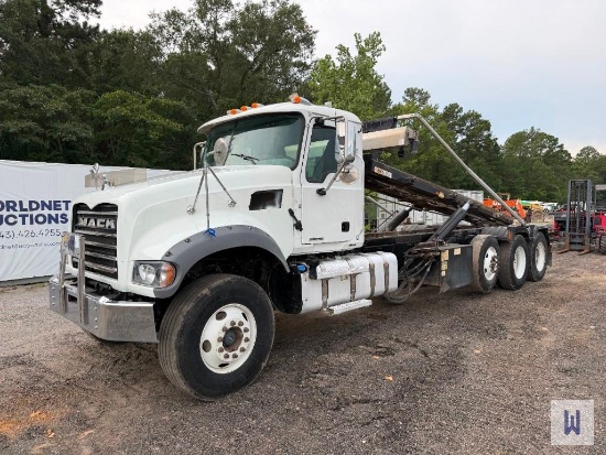 2020 MACK GR64F TRI-AXLE ROLLOFF TRUCK, VIN-1M2GR2GCXLM018742