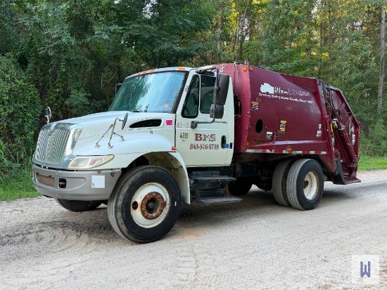 2002 INTERNATIONAL 4300 REAR LOAD GARBAGE TRUCK, VIN-1HTMMAALX2H503935