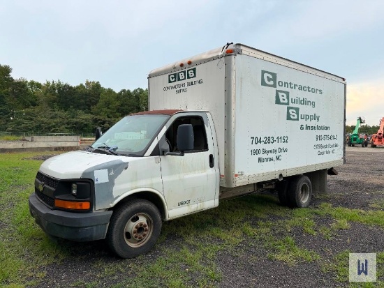 2009 CHEVROLET EXPRESS BOX TRUCK, VIN # 1GBJG31K291107824 **NON-RUNNER**