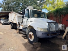 2005 INTERNATIONAL 4300 DT466 GRAPPLE TRUCK, VIN # 1HTMMAAN15H143511