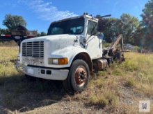 2000 INTERNATIONAL 4700 HOOKLIFT TRUCK, VIN-1HTSCAAN5YH303890 **NON-RUNNER**