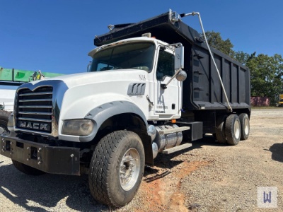 2007 Mack Granite Tandem Axle Dump Truck, VIN#: 1m2ag11c94m005581