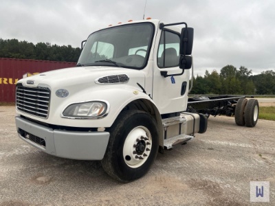 2016 Freightliner M2 106 Chassis Cab