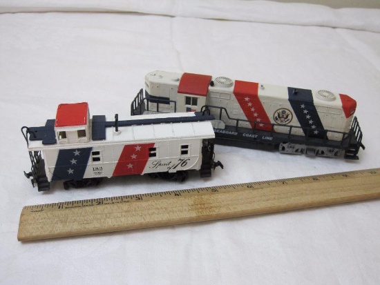 AHM HO Scale Patriotic Train Engine and Caboose, Seaboard Coast Line Diesel Engine and Spirit of 76