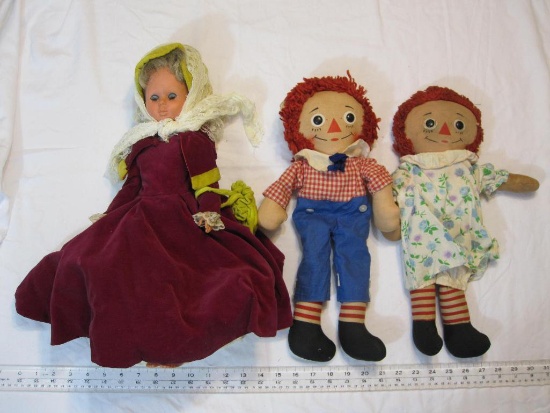 Lot of Vintage Dolls including Raggedy Ann and Andy and Doll from 1966, 3 lbs