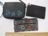 Lot of Women's Wallets/Small Purses including Nine West, XOXO, and more, 1 lb