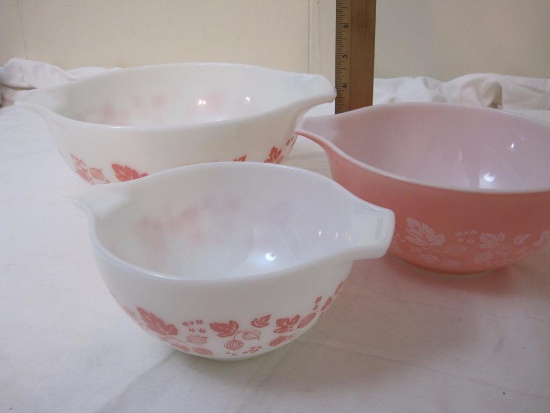 Set of 3 Pyrex Ovenware Bowls, Gooseberry Pink Pattern, 4 lbs 12 oz