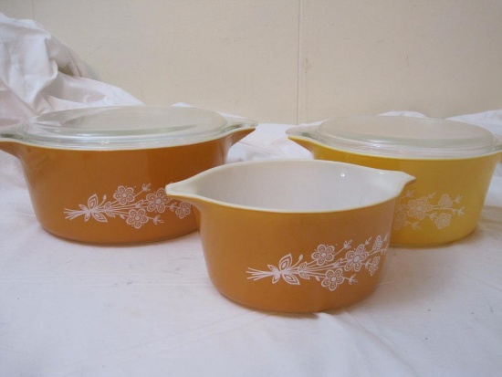Pyrex Butterfly Gold 5 pc Bake, Serve, and Store Casserole Set (Missing smallest glass lid), 8 lbs