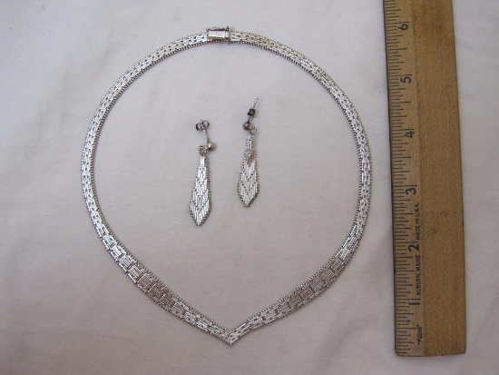 Sterling Silver 16 inch Necklace and Matching Earrings, necklace marked 925 Italy, earrings 925