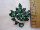 GORGEOUS Silvertone Eisenberg ICE Emerald Brooch