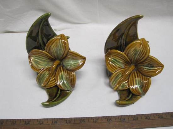 Vintage Royal Haeger Ceramic Pottery Lily Bookends, one has repairs, see photos. 2lbs