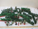 Lot of Hedges and Trees for Train Displays, 2 lbs 10 oz