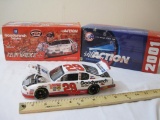 NASCAR Kevin Harvick #29 GM Goodwrench Service Plus Rookie of the Year 2001 Monte Carlo, NIB, 1 lb