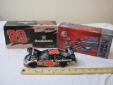 NASCAR Kevin Harvick #29 GM Goodwrench 2003 Monte Carlo, 1:24-scale Stock Car, NIB, l lb 12 oz