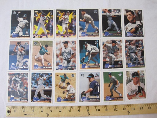 1996 Topps Mariners 18 Card Team Set, 3 oz