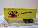 Vintage Pressed Steel Shop Rite Supermarket Trailer, The ERTL Company, AS IS, 3 lbs 6 oz